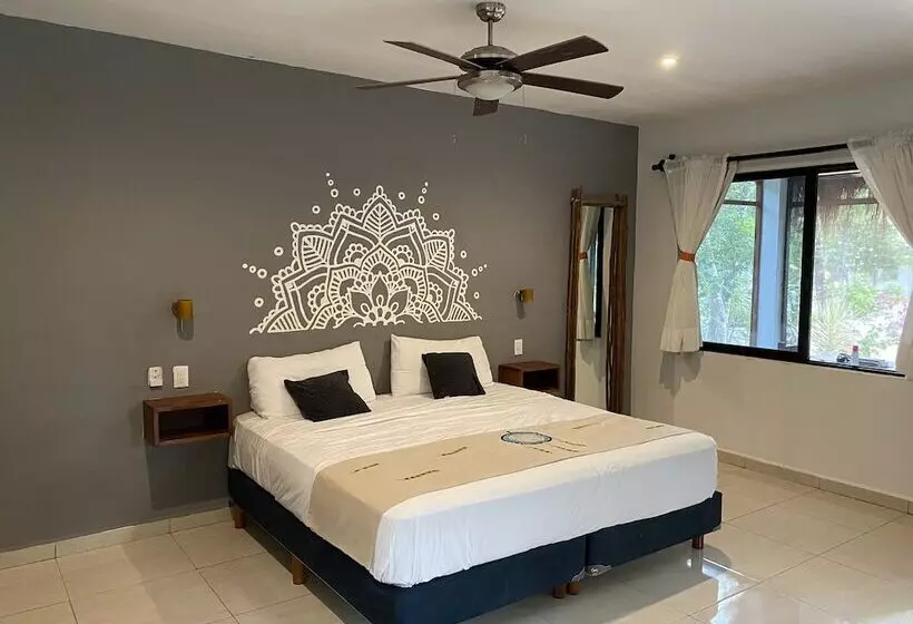 Hotelli Maya Eco Village