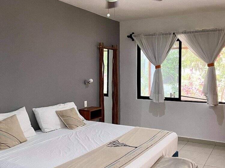 فندق Maya Eco Village