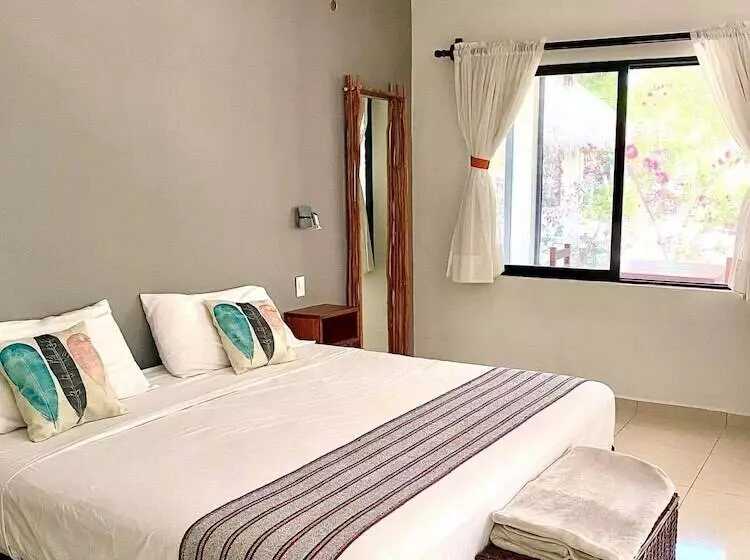 Hotelli Maya Eco Village