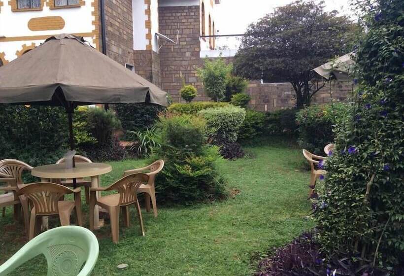 هتل The Victorian Resort Kikuyu