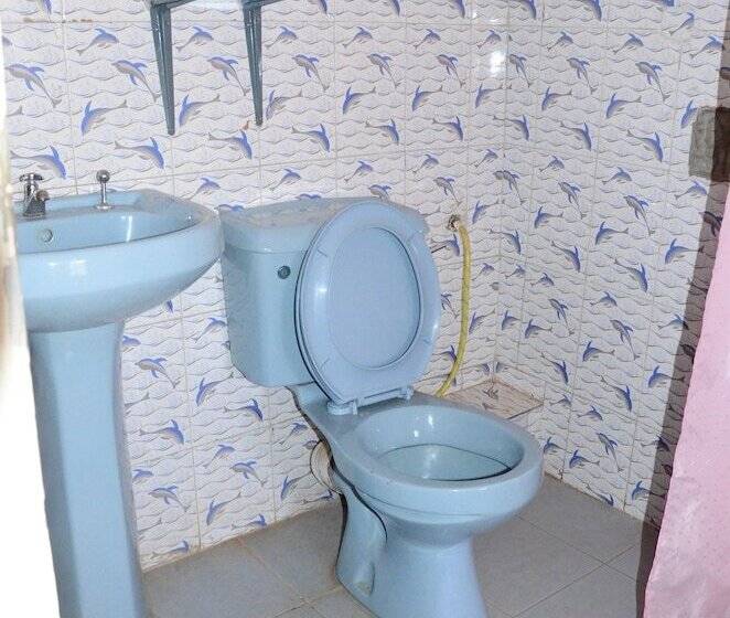 هتل The Victorian Resort Kikuyu