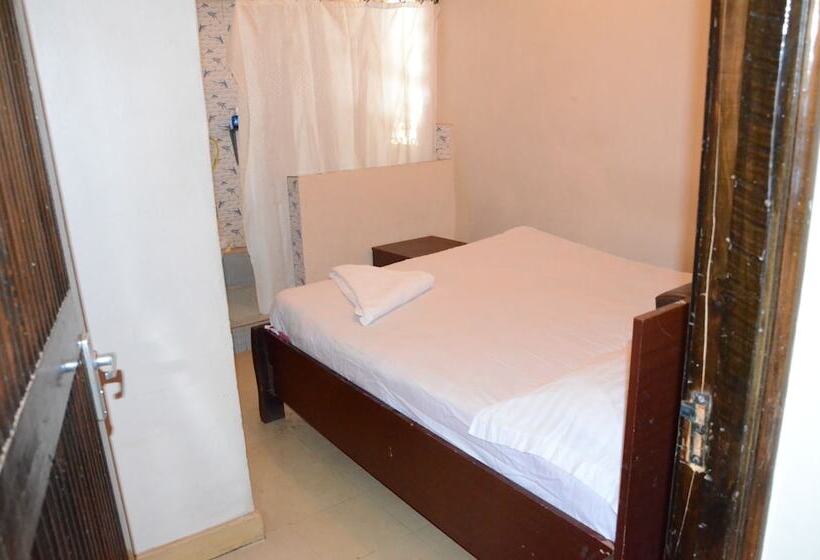 هتل The Victorian Resort Kikuyu