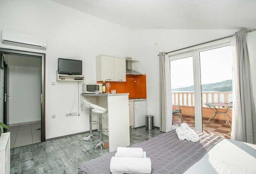 Kaja   Right Next To The Beach