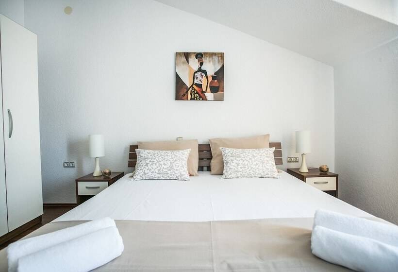 Kaja   Right Next To The Beach