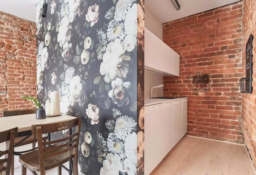 Old New  Szczepanska