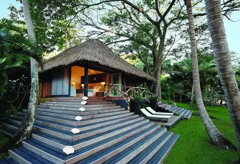 Lomakeskus Dolphin Island  Private Island