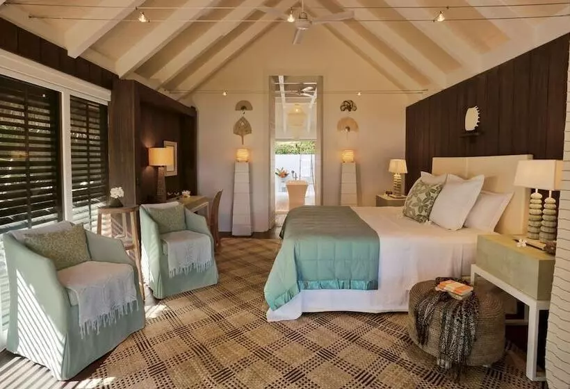 Lomakeskus Dolphin Island  Private Island