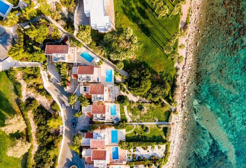 Villa Azura Sunrise By Ezoria Villas