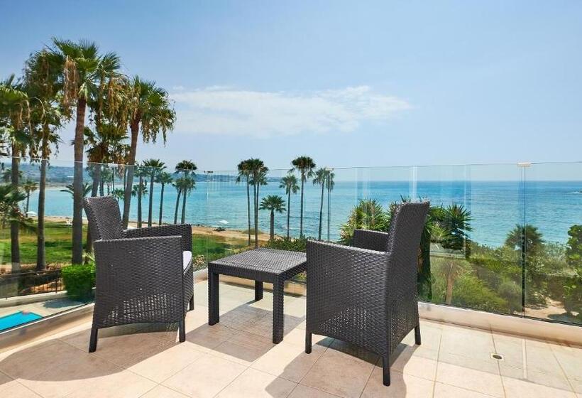 Villa Azura Sunrise By Ezoria Villas