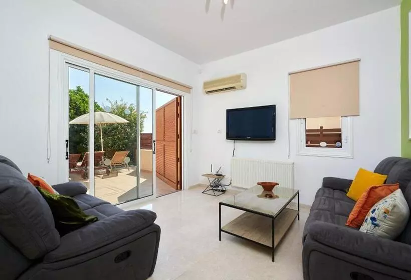 Villa Azura Sunrise By Ezoria Villas