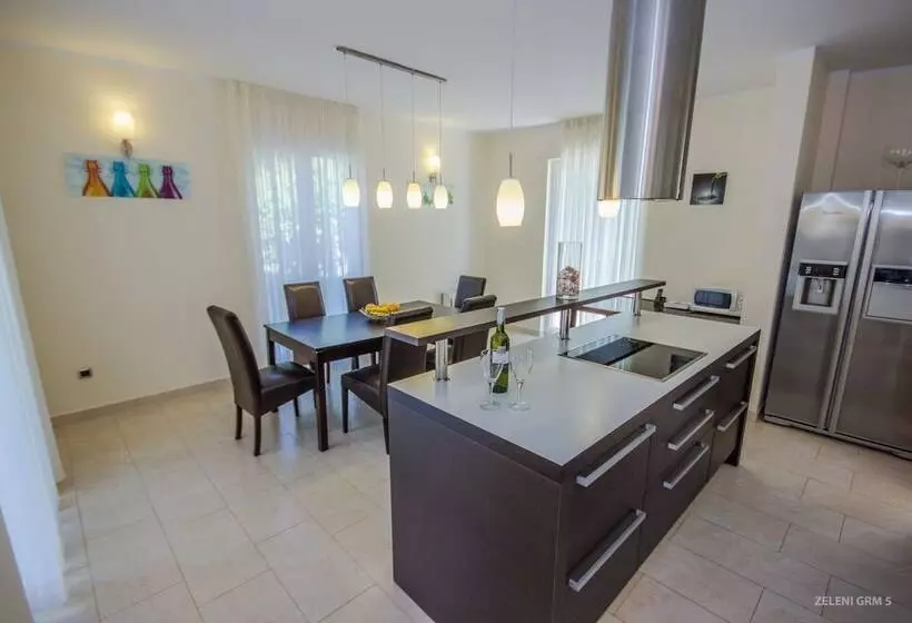 Villas Brac Hills