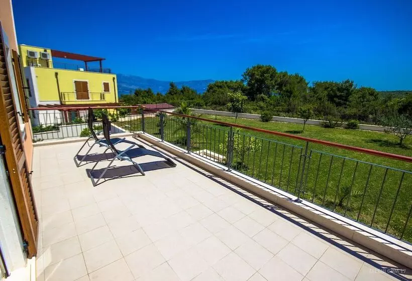 Villas Brac Hills