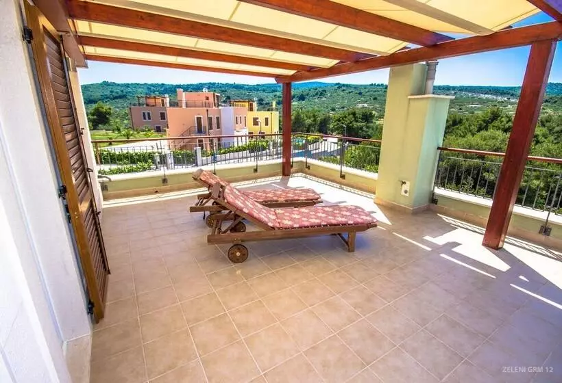 Villas Brac Hills