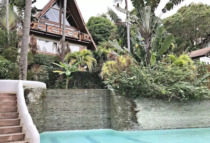 Waimea Luxury Houses   Adults Only