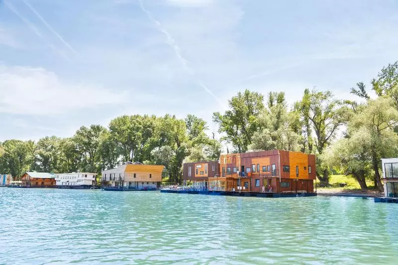 هاستل Arkabarka 2  Floating Dream Rooms And Apartments