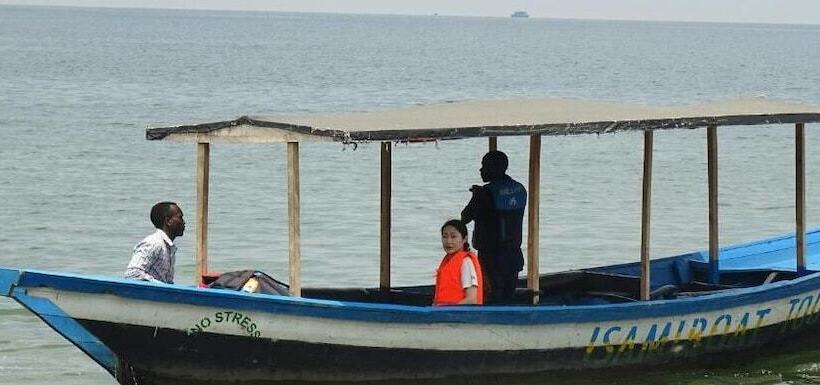 تختخواب و صبحانه Beach Garden Bnb