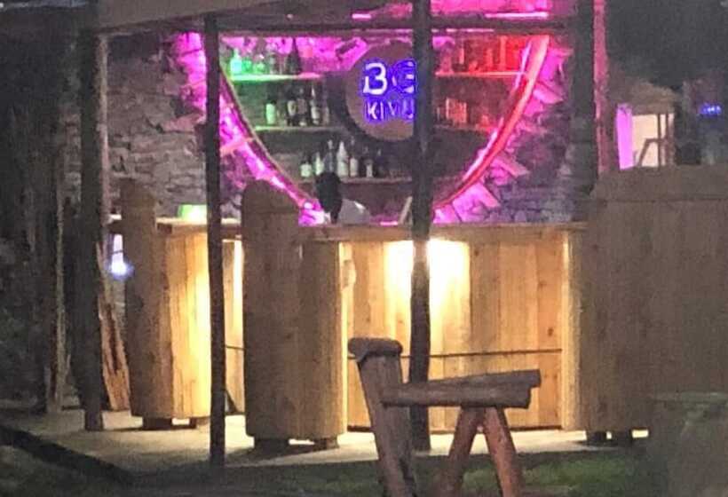 تختخواب و صبحانه Beach Garden Bnb