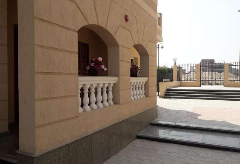 E Just Hotel Borg El Arab