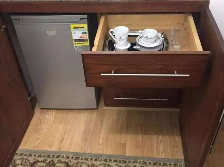 E Just Hotel Borg El Arab