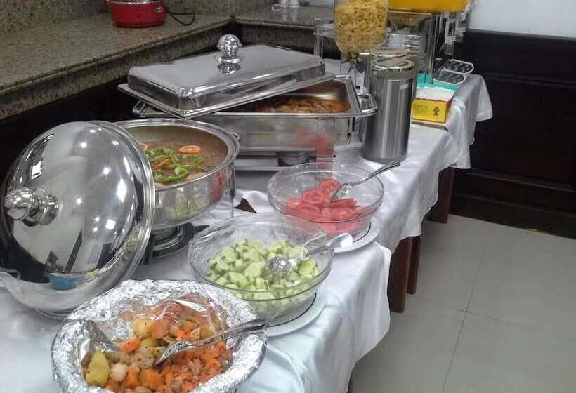 E Just Hotel Borg El Arab