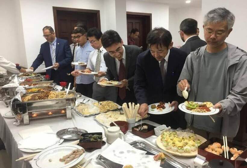 E Just Hotel Borg El Arab