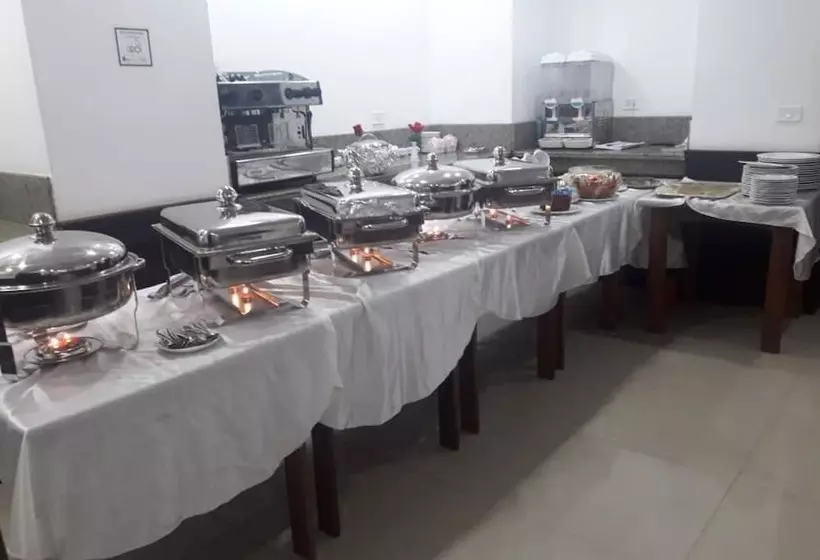 E Just Hotel Borg El Arab