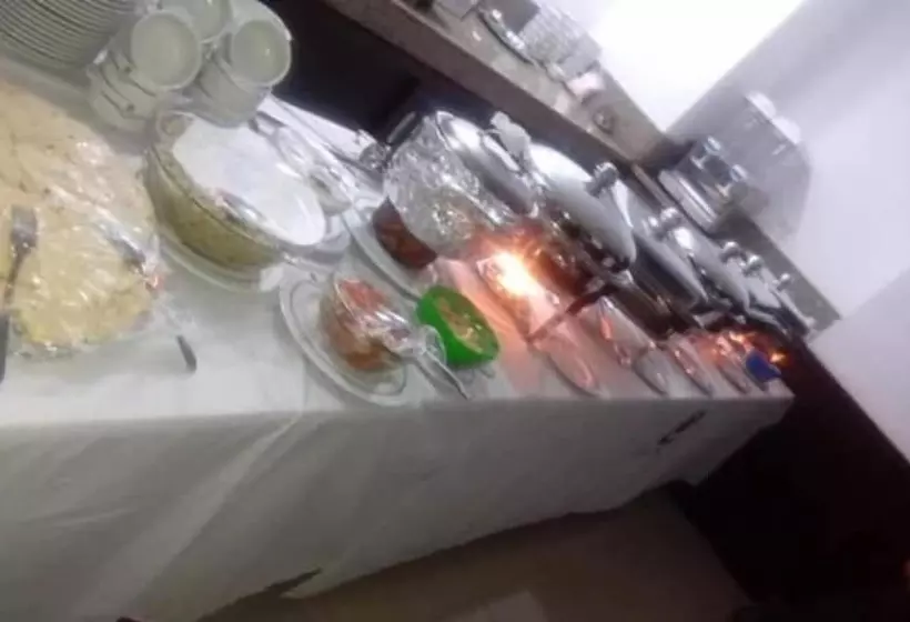 E Just Hotel Borg El Arab