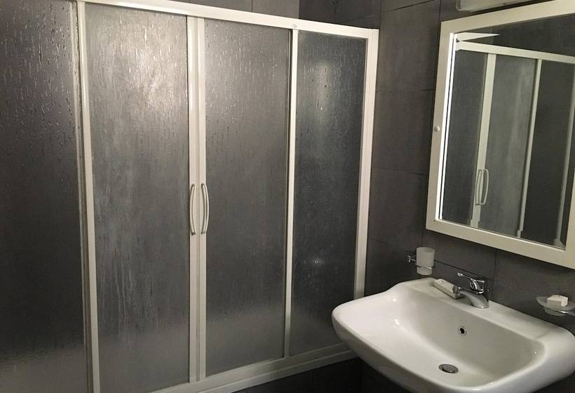 E Just Hotel Borg El Arab