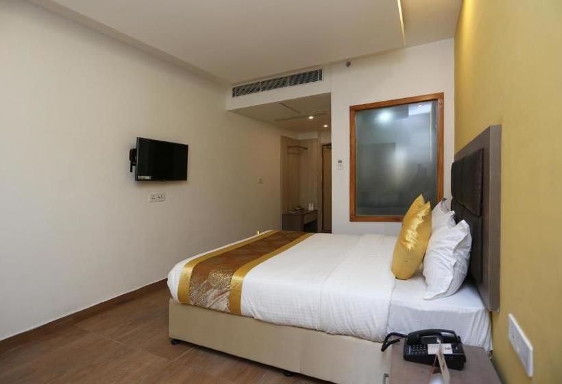 Отель Cosmopolitan