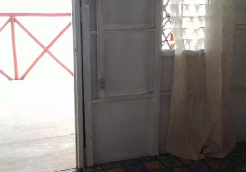 Majatalo A.s.j. Backpackers Baler