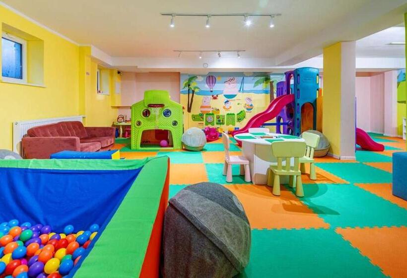 پانسیون Resort Moderna Jastrzębia Góra