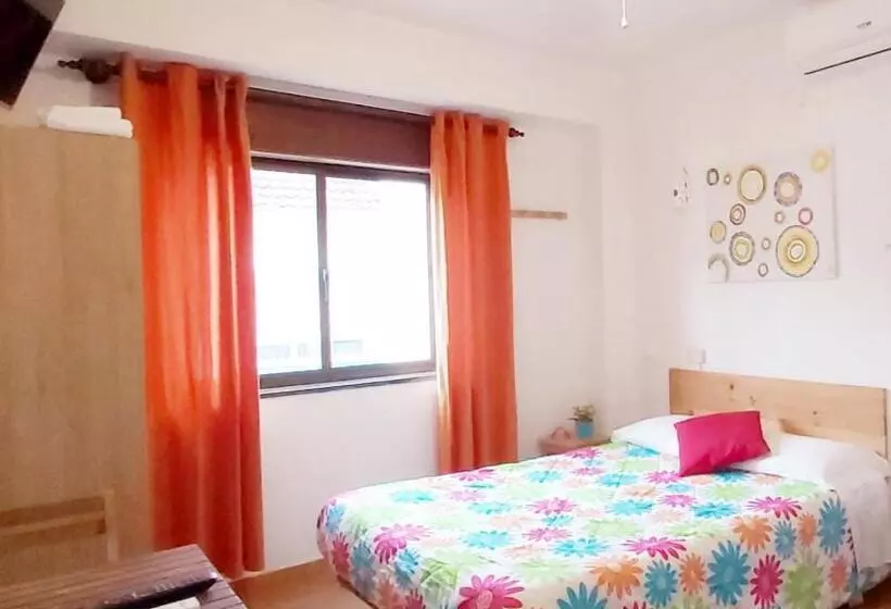 Aamiaismajoitus (B&B) Residencia Do Parque