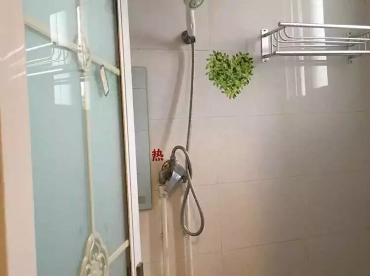 Fenghuang Long Time No See Hostel