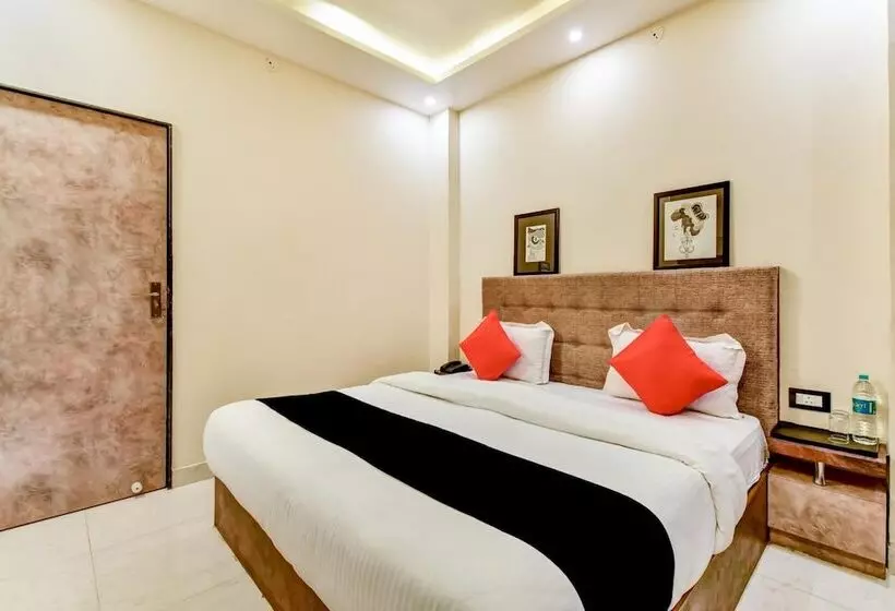 Hôtel Frontier Royal