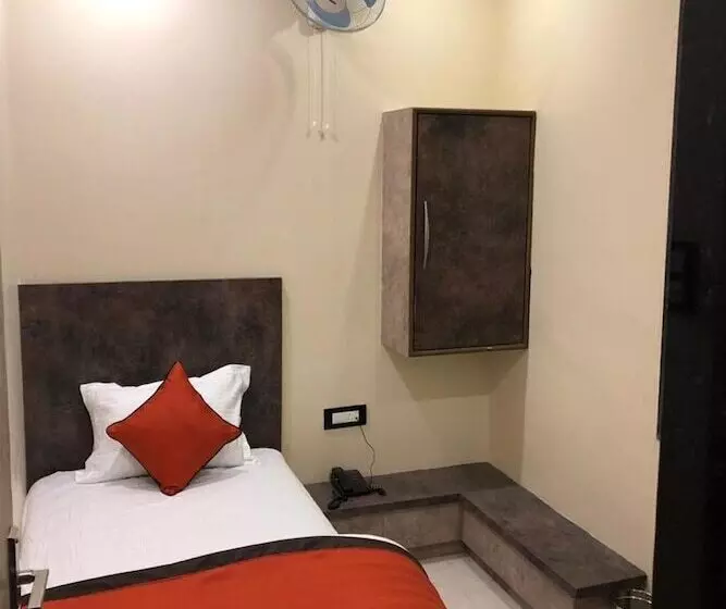 Hôtel Frontier Royal