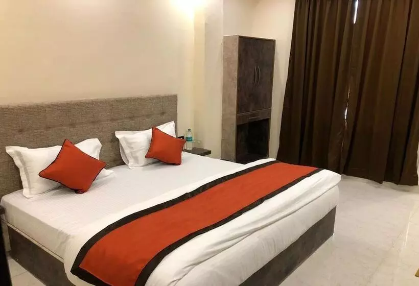 Hôtel Frontier Royal