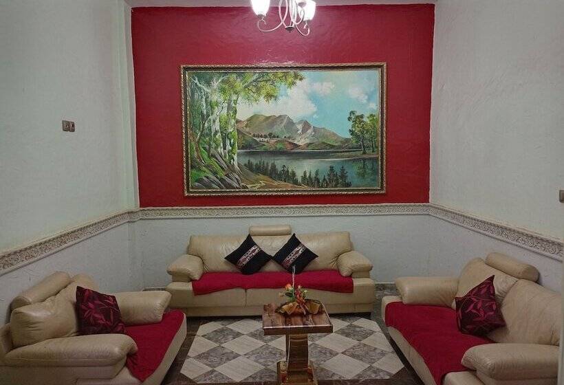 هتل Hôtel Le Monarque Palace