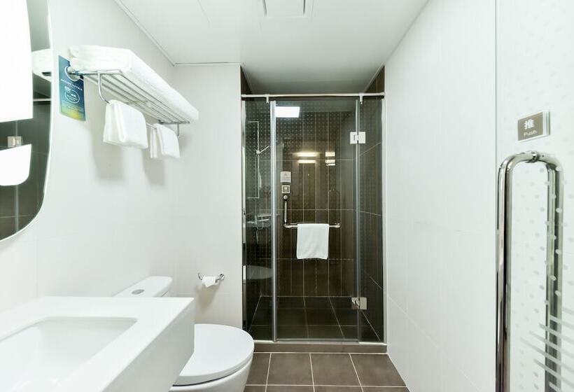 فندق Ibis Guangzhou Pazhou International Exhibition Center