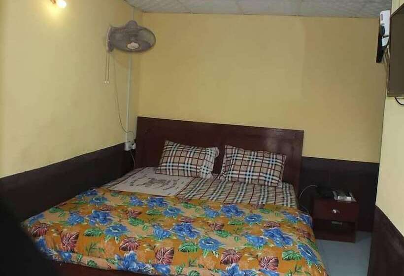 هتل Roppongi Bar And Lodge