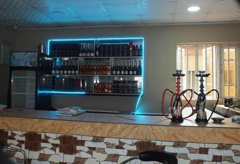 هتل Roppongi Bar And Lodge