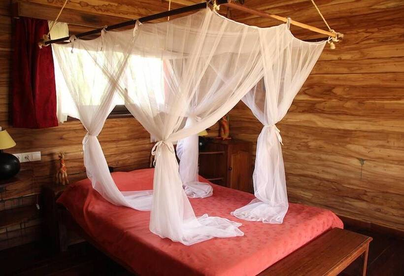 هتل Solidaire Mangily