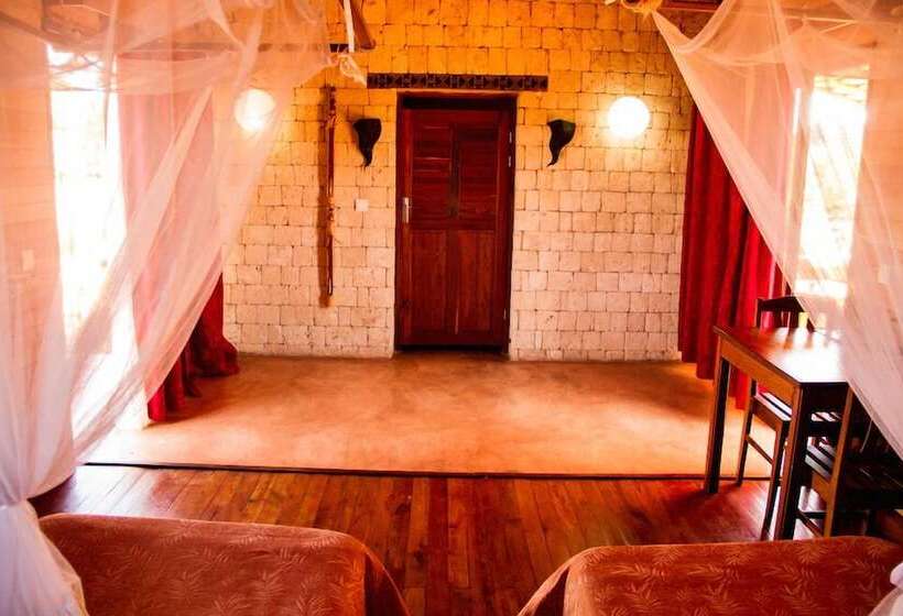 هتل Solidaire Mangily