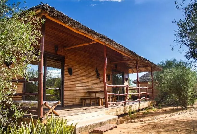 هتل Solidaire Mangily