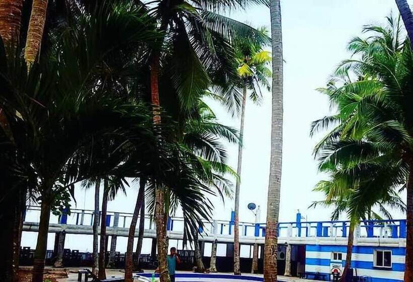 ホテル The Pelicans Castaway