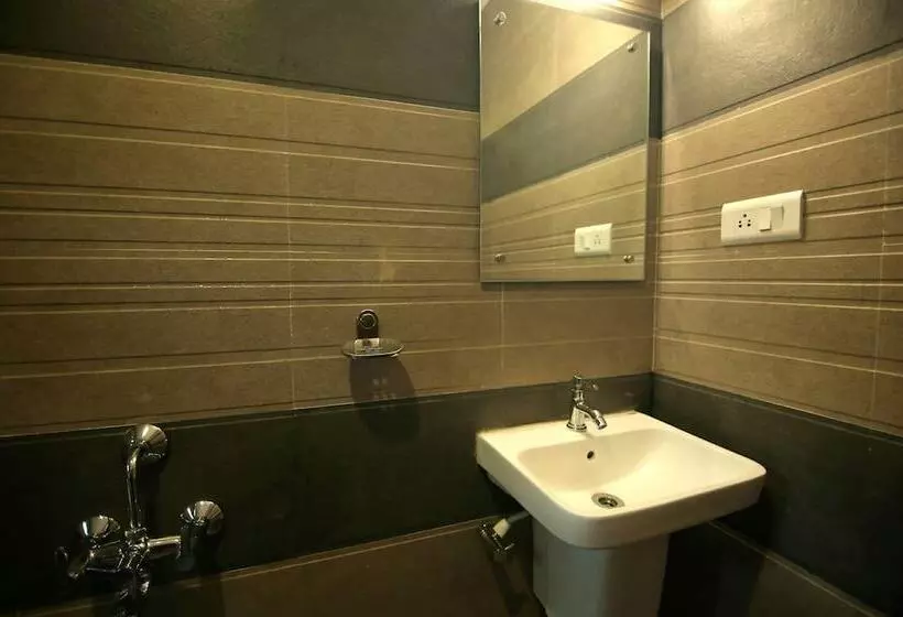 ホテル White Portico