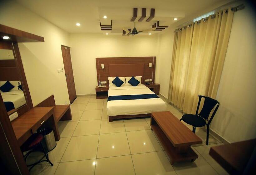 酒店 White Portico