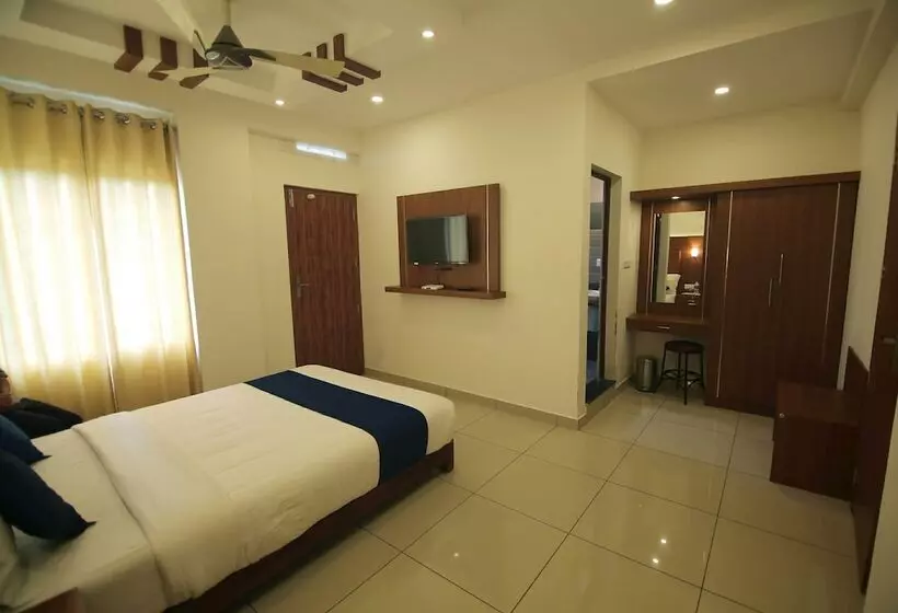 ホテル White Portico