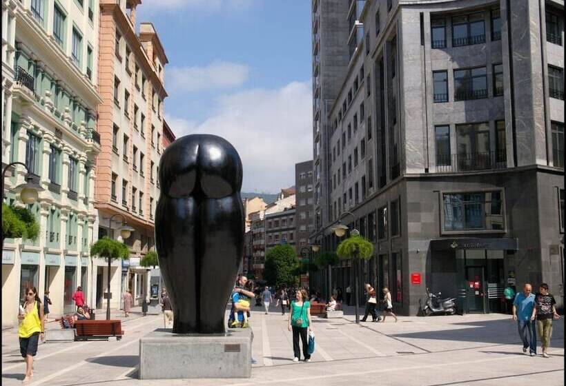 Отель Reyes Astures