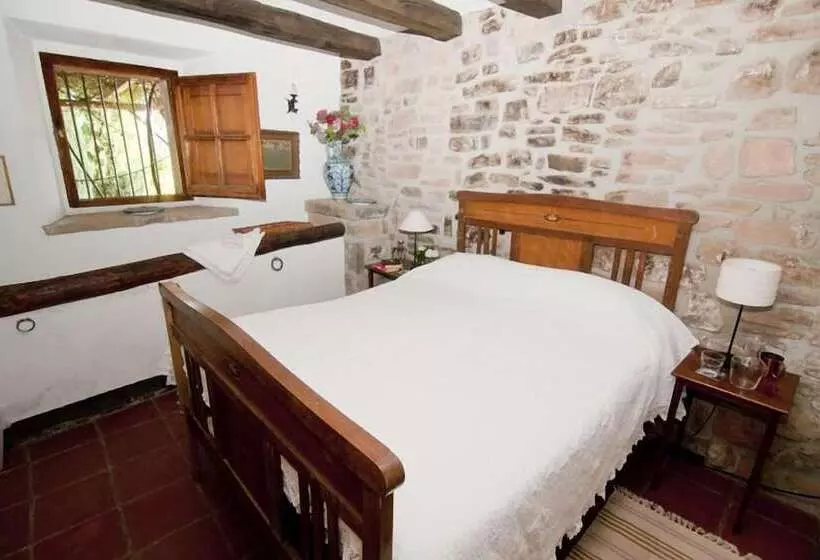 Maaseutuhotelli Celler Colltor