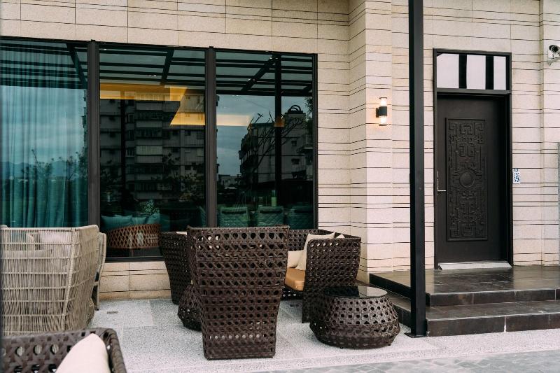 تختخواب و صبحانه Tsang Kuo Resort